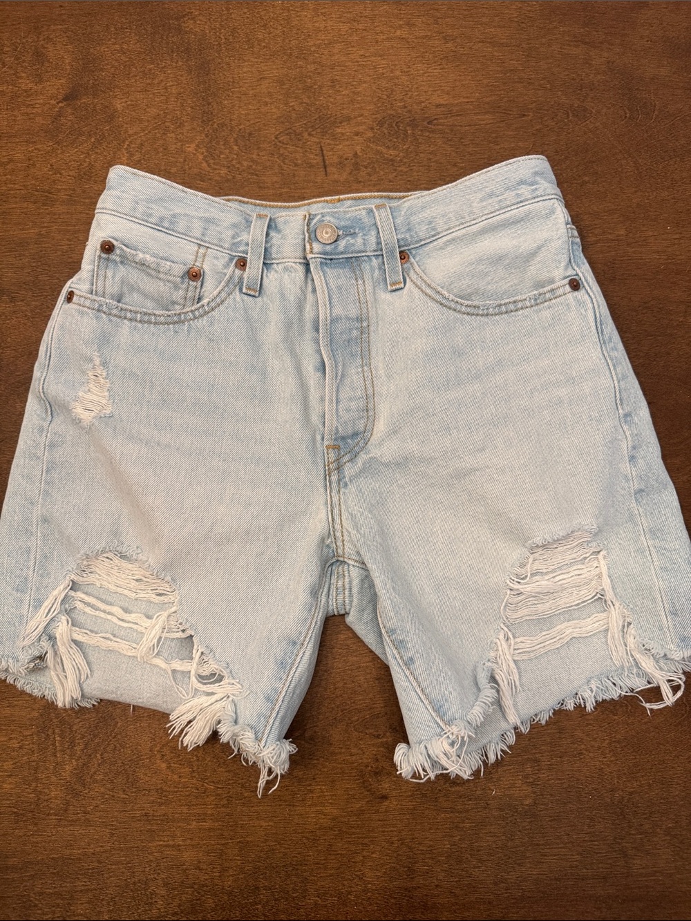501 Mid Thigh Short LEVI’S